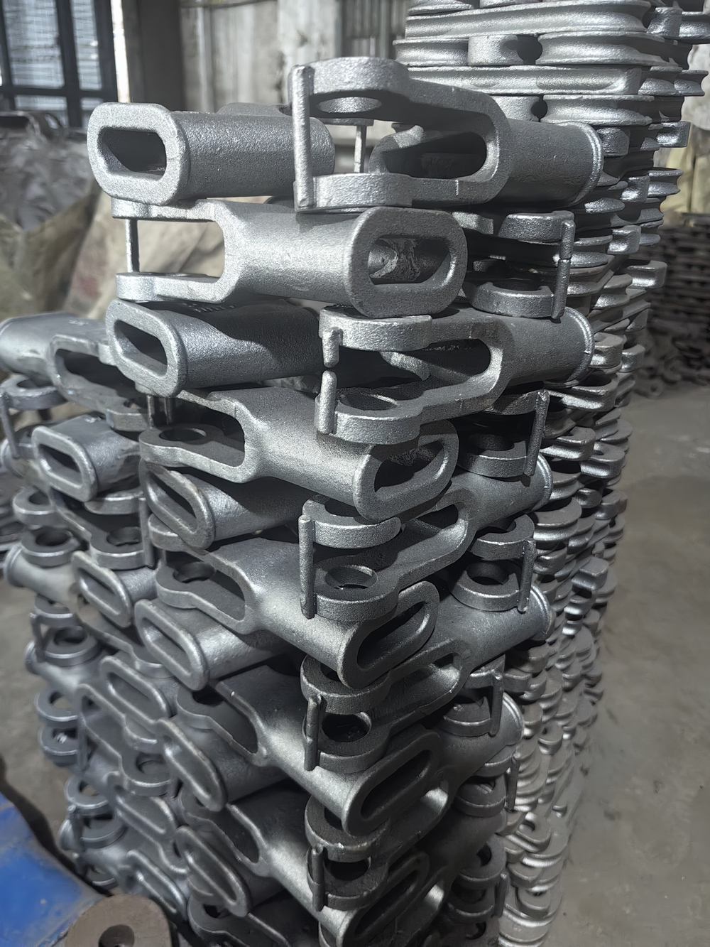 Öntött acél 1/2&#39;&#39; 3/8&#39;&#39; drótkötél nyitott ékes foglalat horganyzott