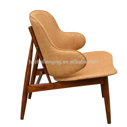 D006 Arne jacobsen chair