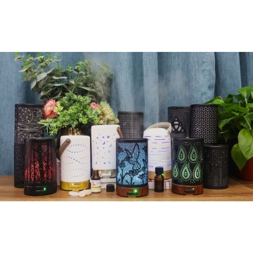Hurtownia ultradźwiękowa dyfuzor aromatów z metalową płytką ceramiczną, 7 kolorowych świateł LED