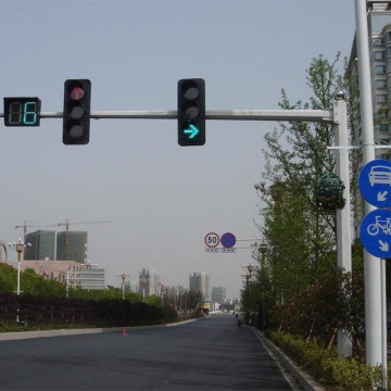 semáforo rojo/ señal de tráfico roja/ semáforo LED