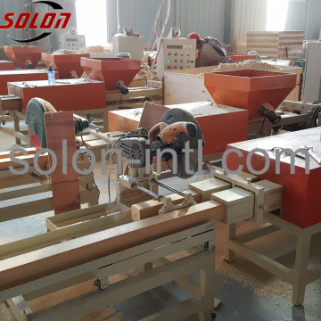 Wood pallet compressor of sawdust shavings