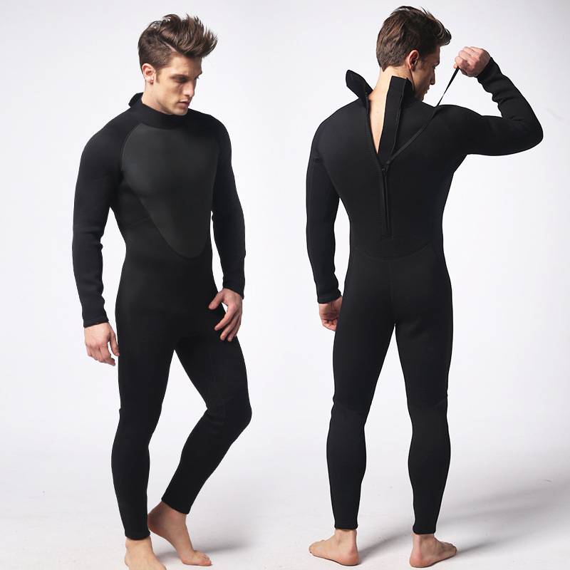 Men diving (1)
