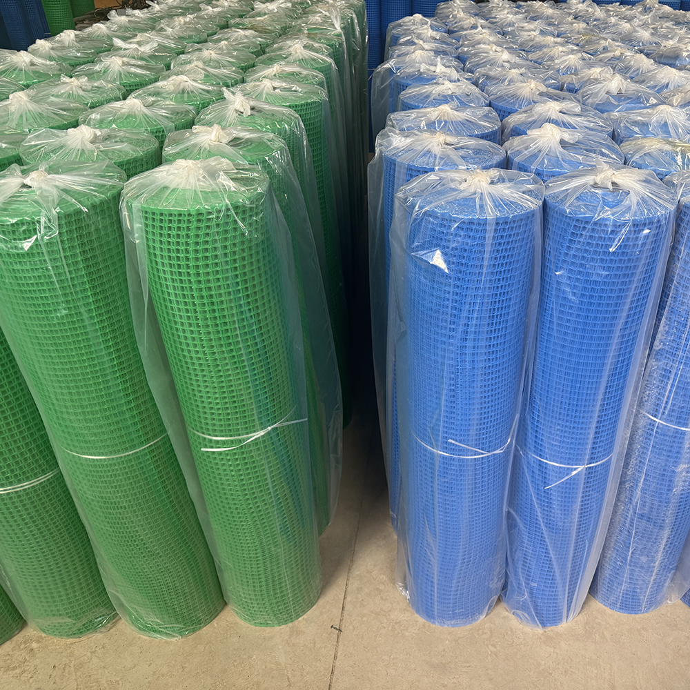 Plastic Mesh Roll  Package