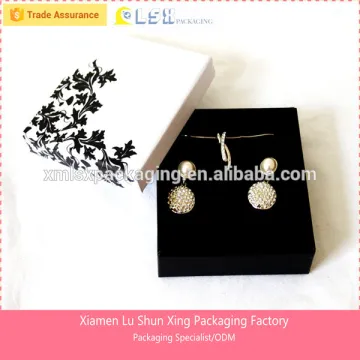 Custom designed jewelry paper box, luxury cardboard jewelry box, custom jewelry boxes packaging