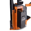 Electric reach stacker light duty 1.5 ton warehouse