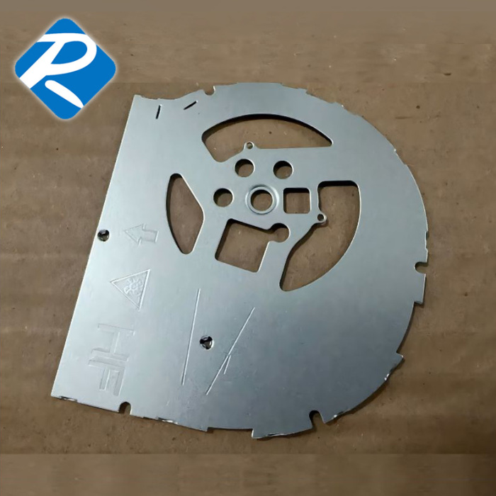 Estampagem de peças de chapa metálica para veículos de novas energias