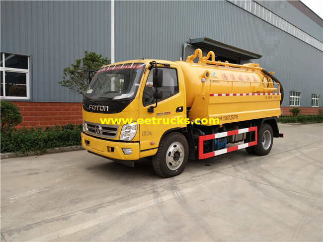 5000L Cleaning Fecal Suction Trucks