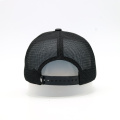 Cappello per camionista nero patch metal