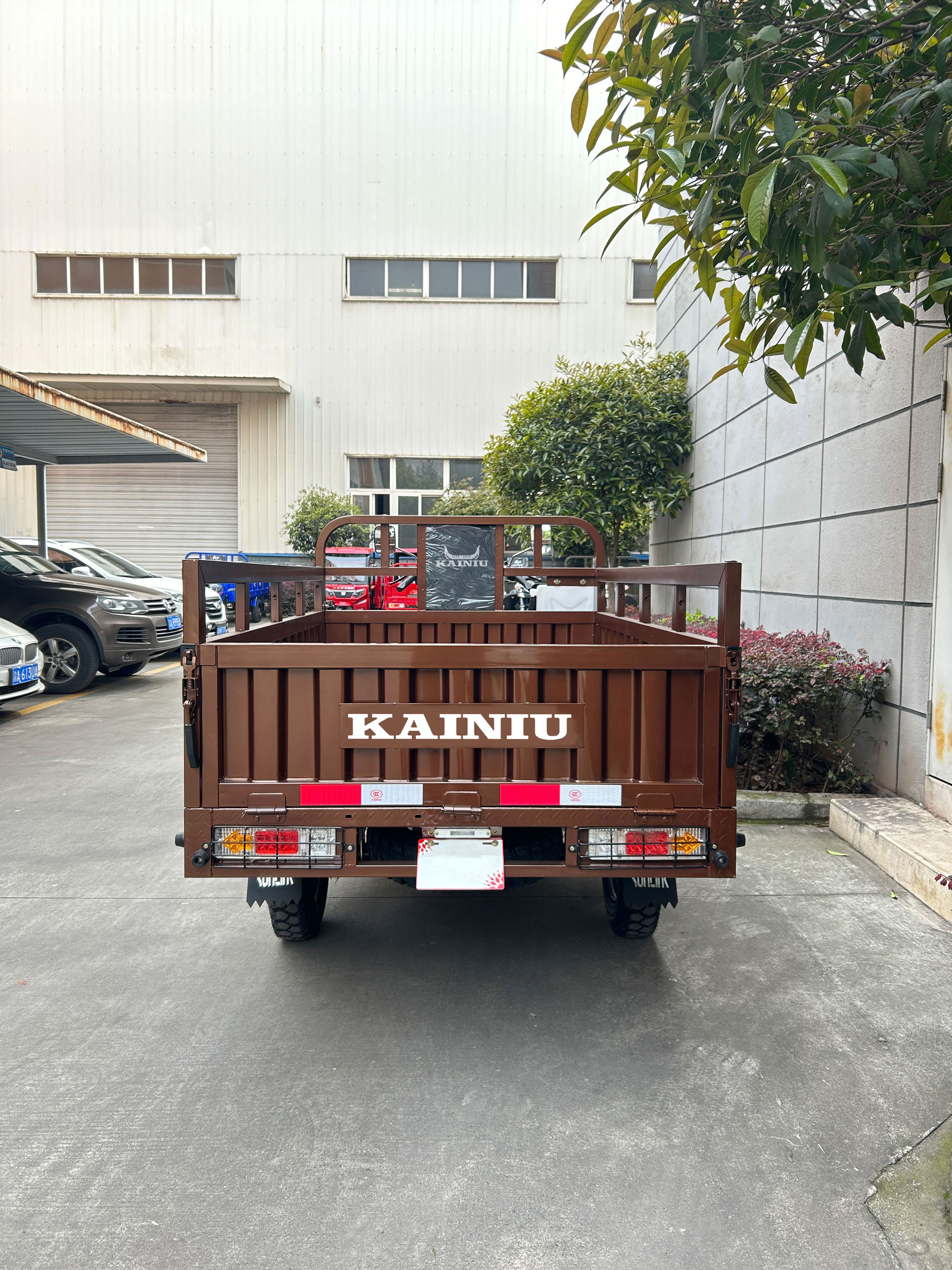 Solução durável de transporte de três rodas
