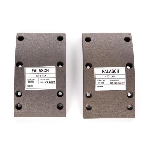 El JUEGO DE FORROS DE FRENO 4702