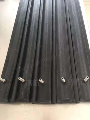 Waterproof rubber inflatable seal