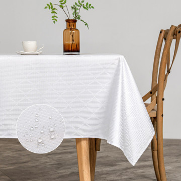 100% Polyester Waterproof Wrinkle Resistant Tablecloth