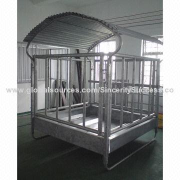 Wrought Iron Bale Feeder, Made of Iron, with Powder Coating