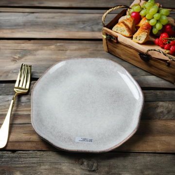 High Quality Custom Ceramic Porcelain Dinnerware Set - Square and Round Plates for Home Use