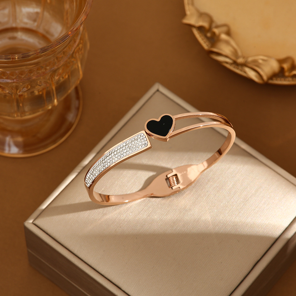 simple Heart Bracelet For Women