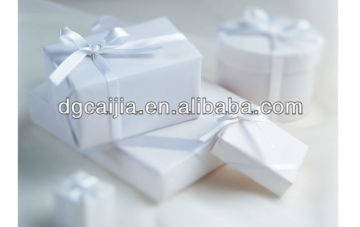 Wholesale wedding silk invitation boxes