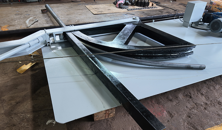 Bending machine