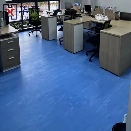High Quality Antistatic Indoor Eco-Friendly Flooring: Microcement and Roll Plastic Options