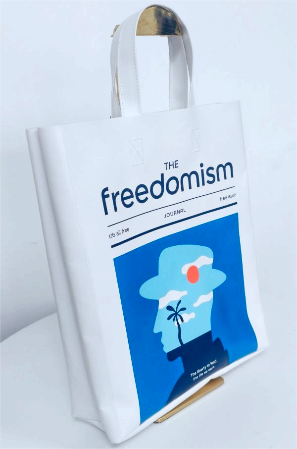 Customized waterproof design PVC handbags