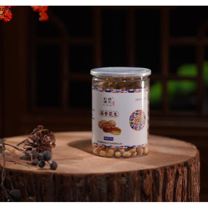 Deliciosos amendoins enlatados com alho