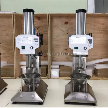 Diamond Shape Coconut Scraper for Green Coconuts