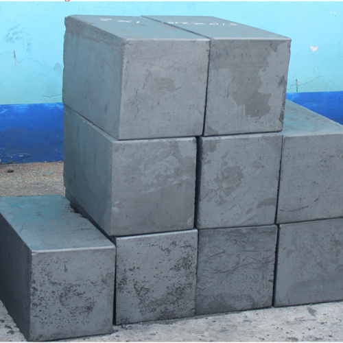 Isostatic graphite for industrial copper