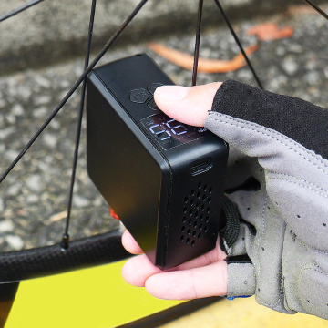Portable Multi-Function Cordless Air Pump for Tires and Bicycles - 150psi