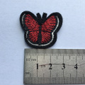 Röd fjäril broderade kläder patch tillbehör anpassade