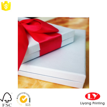 Elegant Design White Gift Boxes with Ribbon