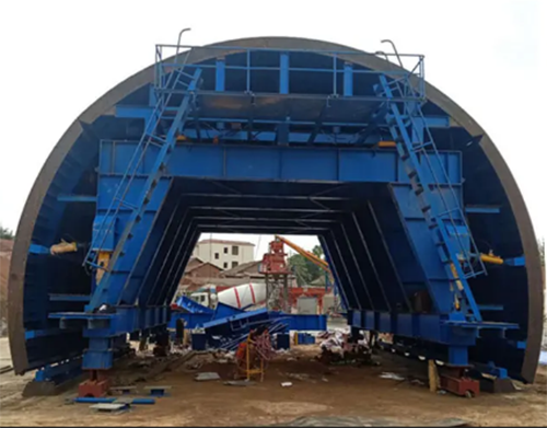 Revestimento de concreto de túnel de aço