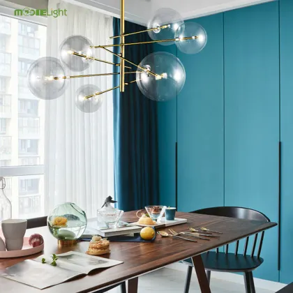 Postmodern Gallotti & Radice Bolle Chandelier in Hotel Restaurant Living Room Bedroom