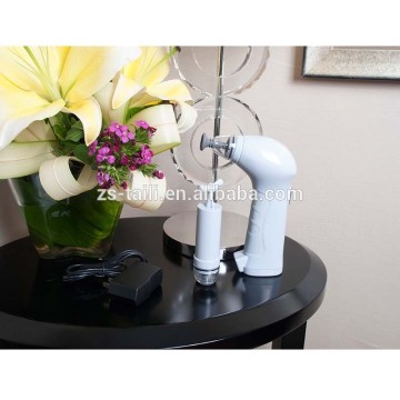 Food plastic packing portable hand mini vacuum electric pump with battery or recharge adapt