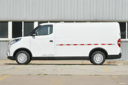 2024 SAIC MAXUS EV30 Mini Van: Left-Drive Electric Van with High Capacity and Strong Loading Capability