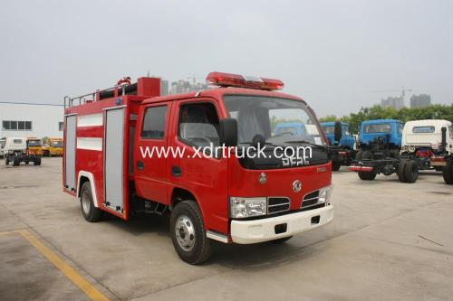 Modelo de táxi de linha dupla de caminhão de bombeiros 4ton