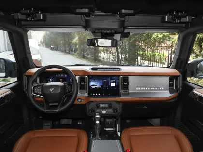 Ford Bronco 2.3T LongBeach Bigfoot Off-Road