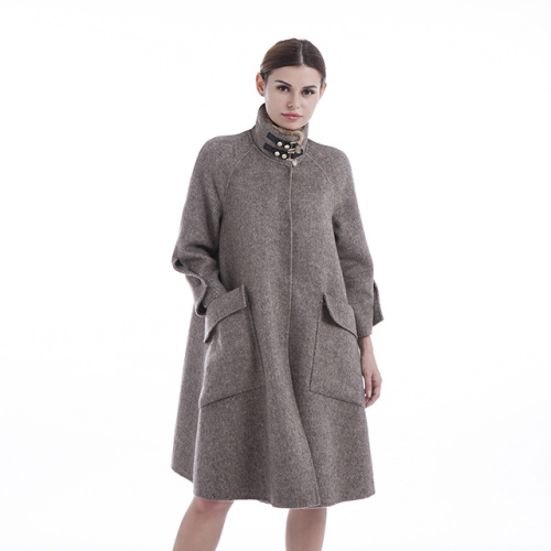 Fashionable camel cashmere coat