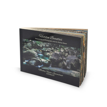 Customized Color Hardcover CMYK Printing English Novels with Landscape Pictures