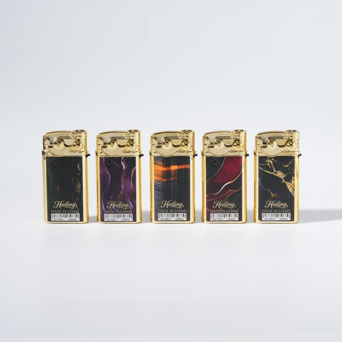 Isqueiro retro em mármore preto dourado