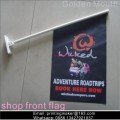 Bendera Khas dipasang di kedai Bendera depan dengan tiang