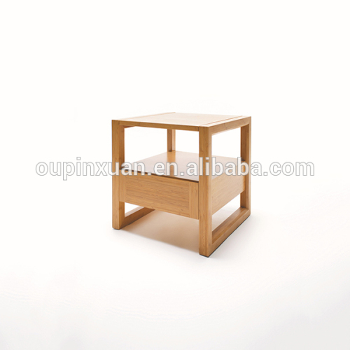 Design criativo novo mobiliário de sala de estar, mesa de noite de bambu de moda ao lado da mesa