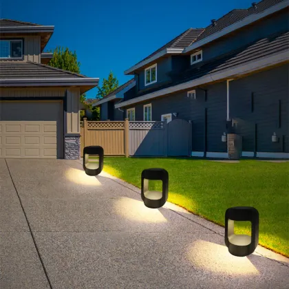 Decorative Outdoor Lighting: Lawn Pole Lights & Landscape Street Lights