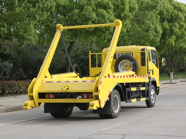 swingarmgarbagetruck (16)