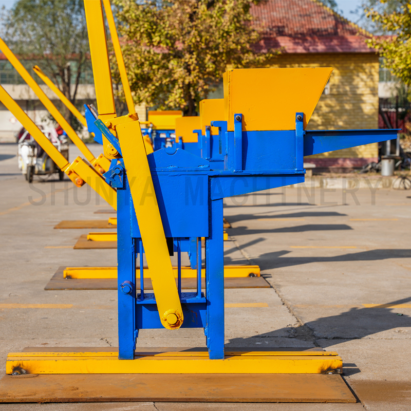 Kenyan Brick Interlocking Block Moulds: Clay Brick Making Machine Qmr2 ...