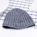 Cappello per secchio a maglia grigio di alta qualità