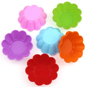 1227 Factory Stock: Vibrant Silicone Baking Cups, Sunflower Patterned Muffin & Cupcake Mold for DIY Cake Decorating