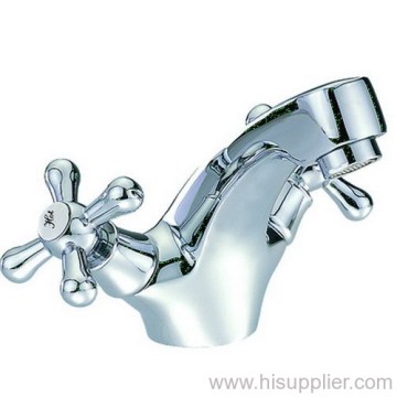 Iki lavabo musluk kolu