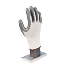 Staubfreie weiße Polyester-Seidengrau Nitril beschichtete Handschuhe