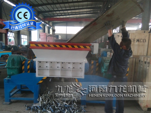 CE Approved Waste Type Shredder with High Quality