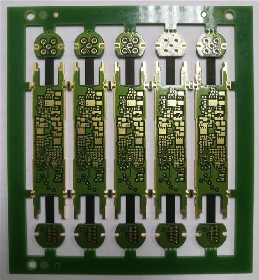 Multilayer R-F circuit with edge plating