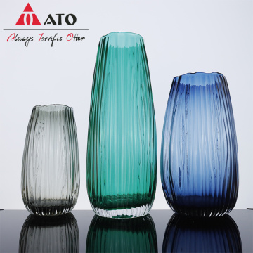 Vasos de mesa de flores de vidrio de color rayado moderno